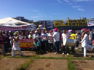 Sateal lança nota de solidariedade a servidores do Distrito Federal - Brasília que estão com salários atrasados