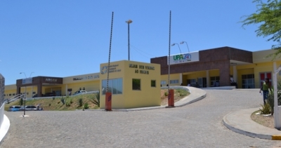 Funcionários denunciam jornada de trabalho excessiva no Hospital Clodolfo Rodrigues de Melo